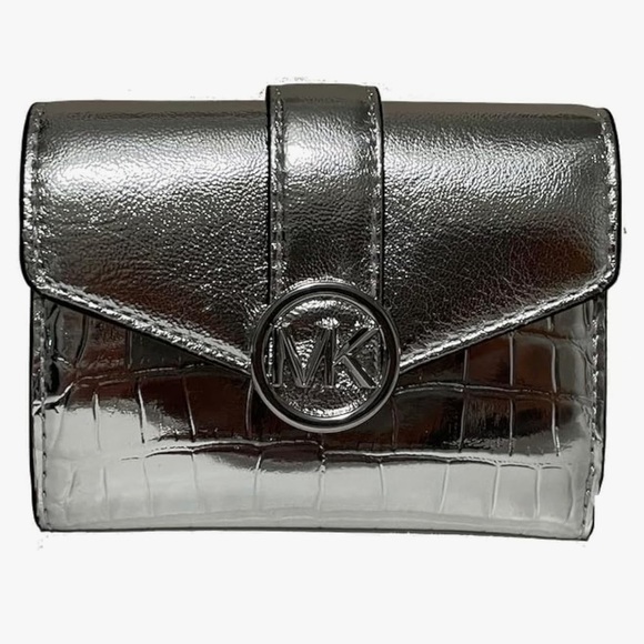 🔥NWT- Micheal Kors Carmen Medium Metallic Crocodile Embossed Tri-Fold Wallet🔥 - Picture 4 of 13